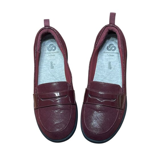 Clarks Cloudsteppers Burgundy Slip-On Shoes Size 8.5M With Patent Accent & Cushi - Picture 4 of 11